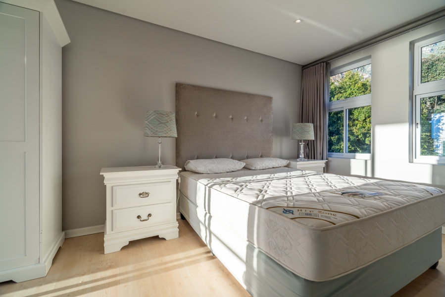 7 Bedroom Property for Sale in Camps Bay Western Cape